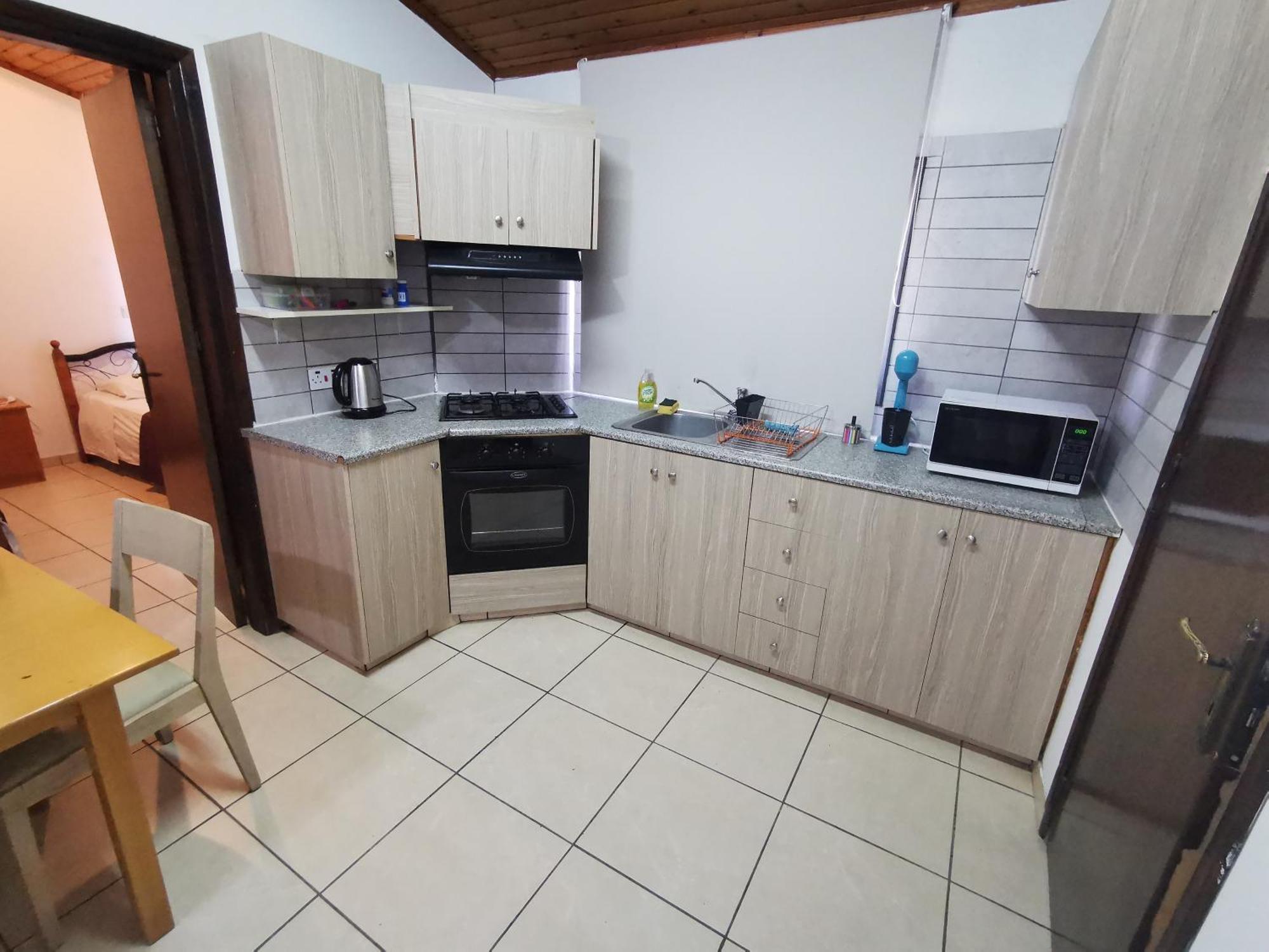 Strovolos Rooms Studios Nikosia Ruang foto