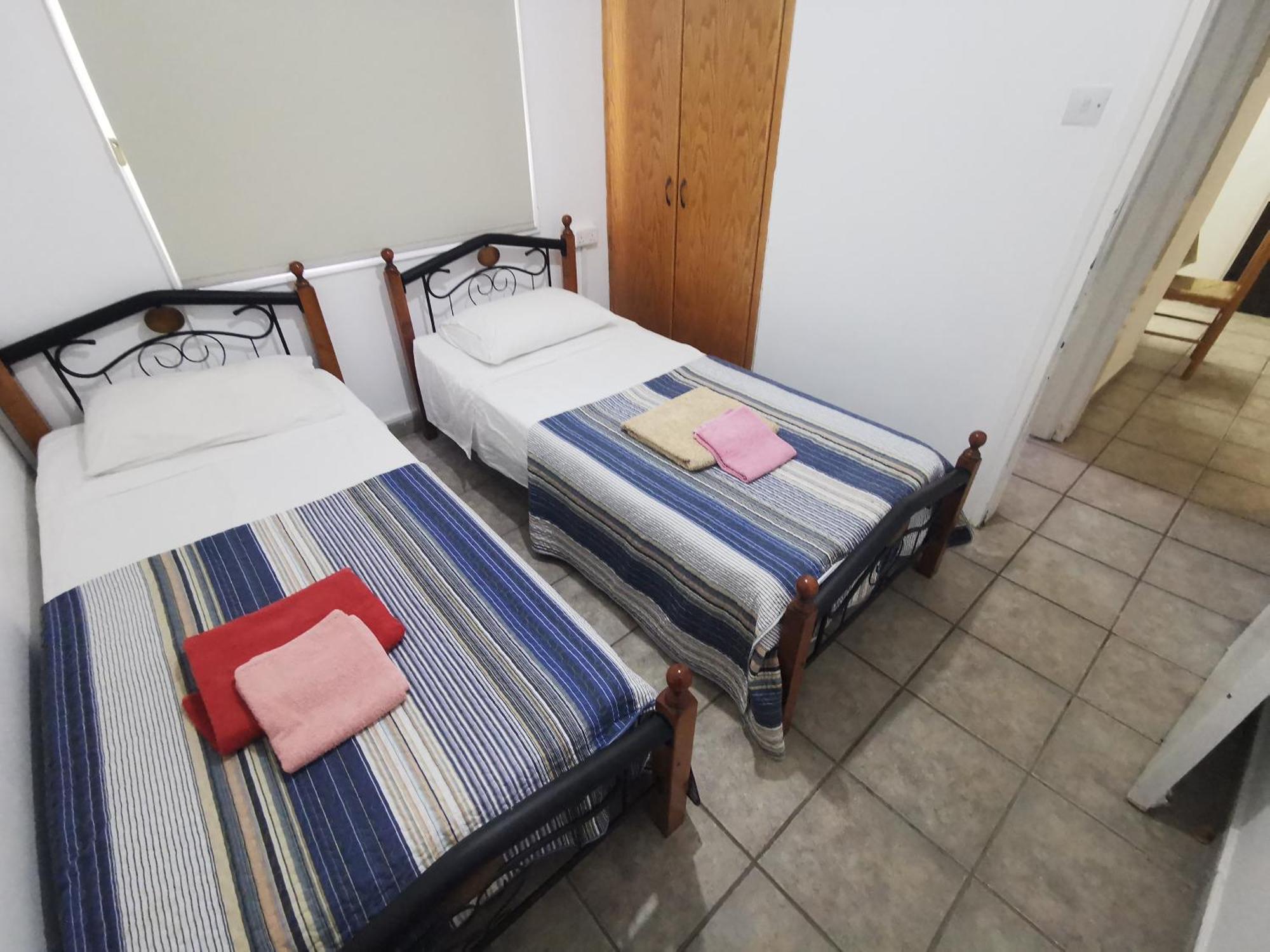 Strovolos Rooms Studios Nikosia Ruang foto